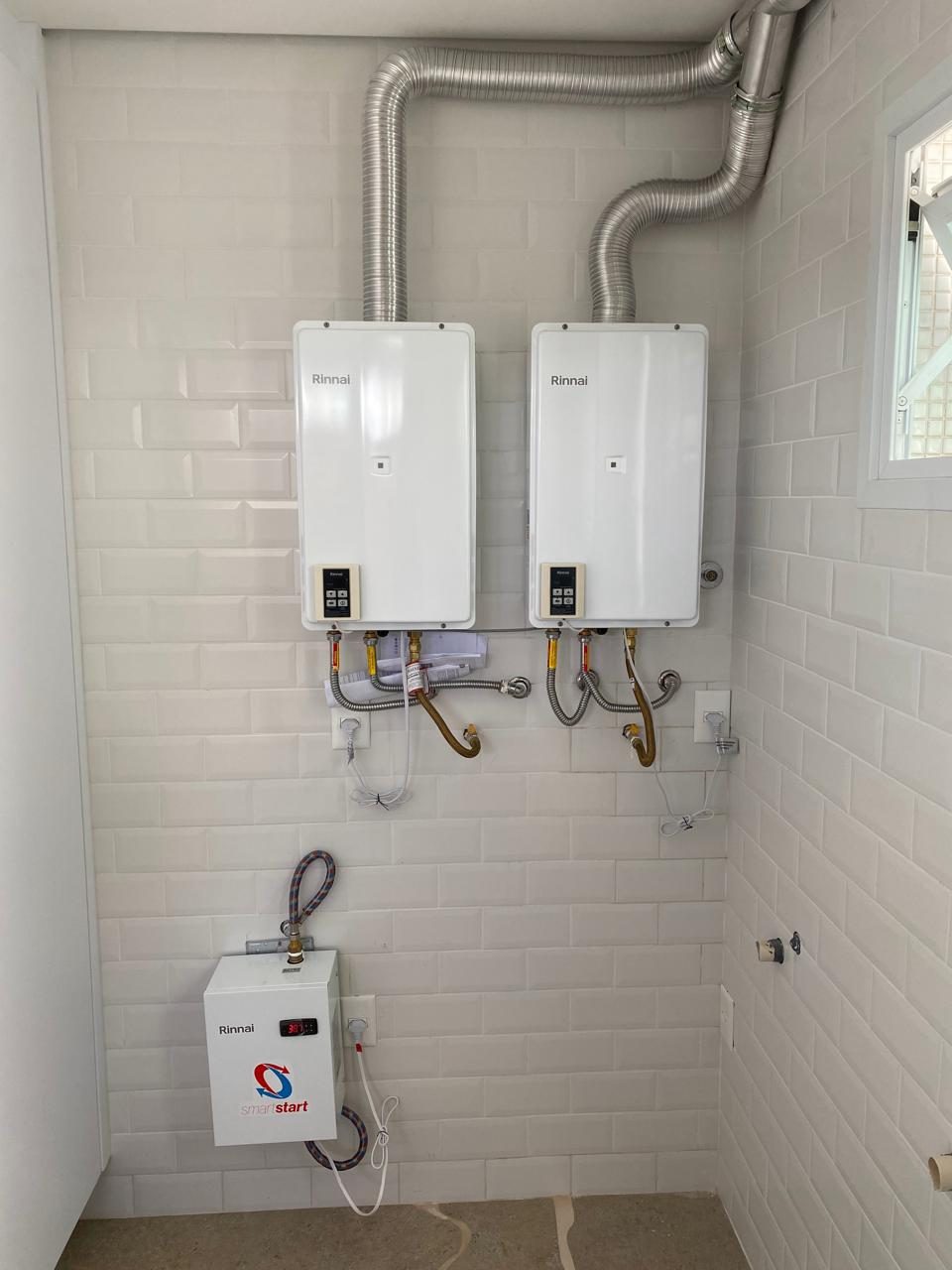 Instalação de aquecedores a gás Rinnai